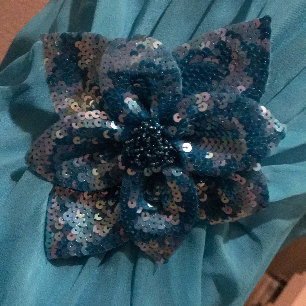 Laundry Aqua Flower Gown - Picture 2 of 5